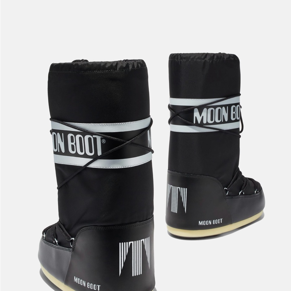 Moon Boot Black Winter & Rain Boots | Icon Snow Boots | Size 8 - Picture 3 of 3